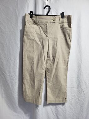 Reitmans Neutral Beige Stretch Capris, Size 11